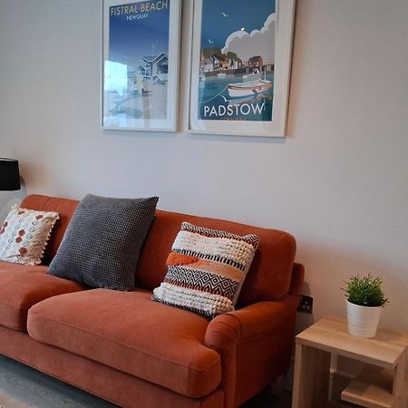 Saltwater Suites At Fistral New Quay Kültér fotó