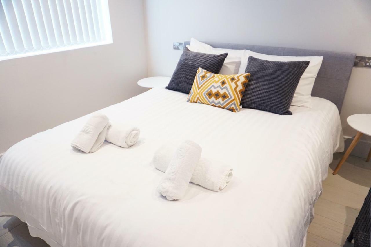 Saltwater Suites At Fistral New Quay Kültér fotó