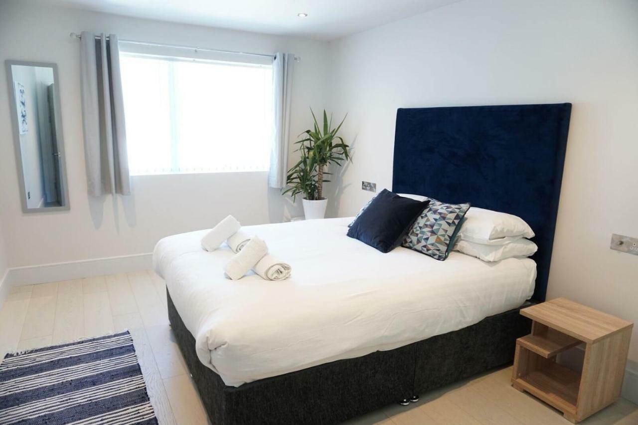 Saltwater Suites At Fistral New Quay Kültér fotó