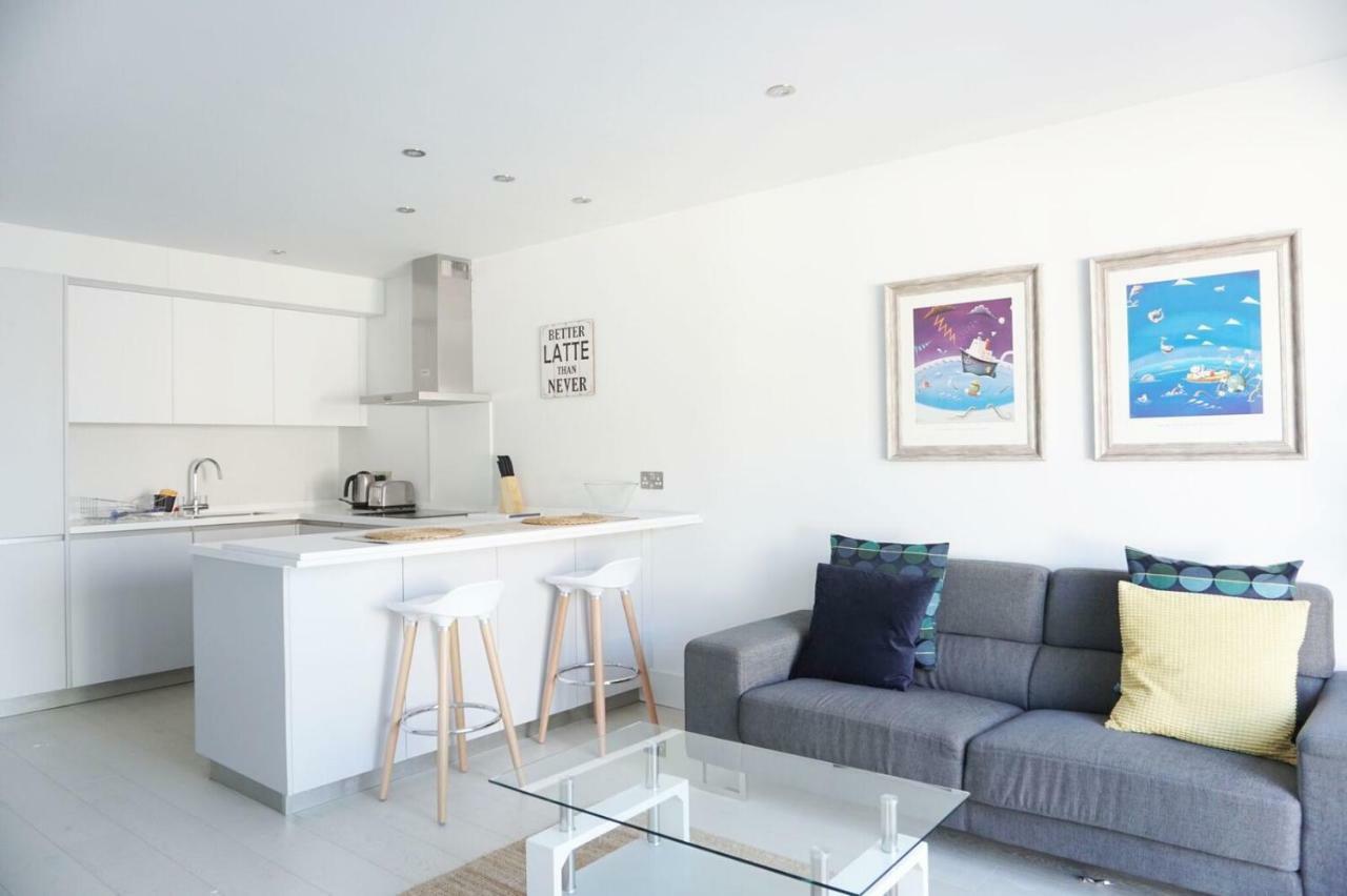Saltwater Suites At Fistral New Quay Kültér fotó