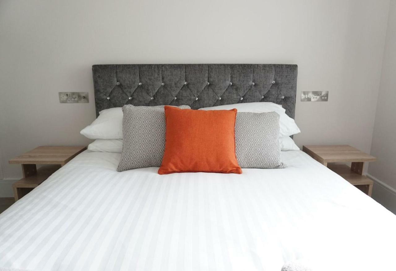 Saltwater Suites At Fistral New Quay Kültér fotó