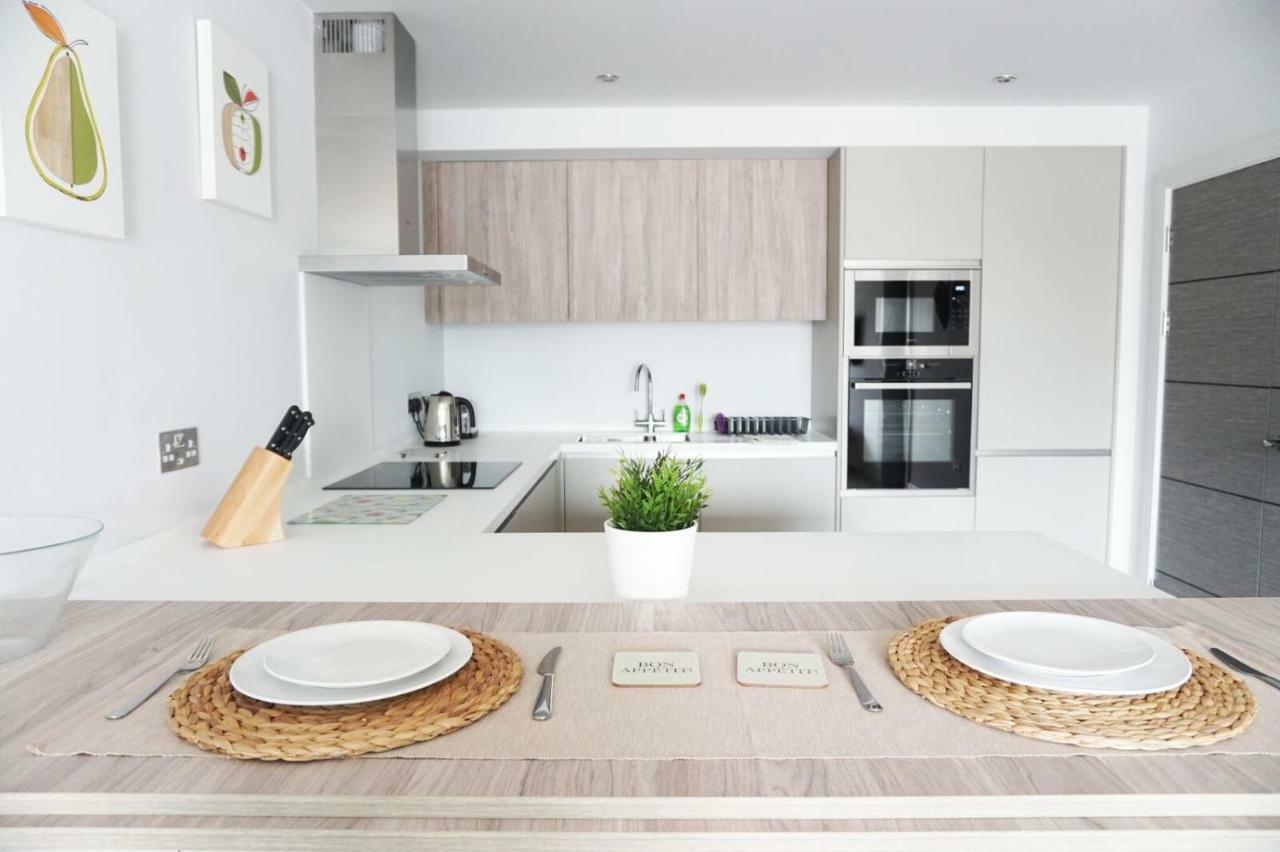 Saltwater Suites At Fistral New Quay Kültér fotó